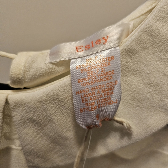 White sheer areas light dress with blue belt - Picture 7 of 7